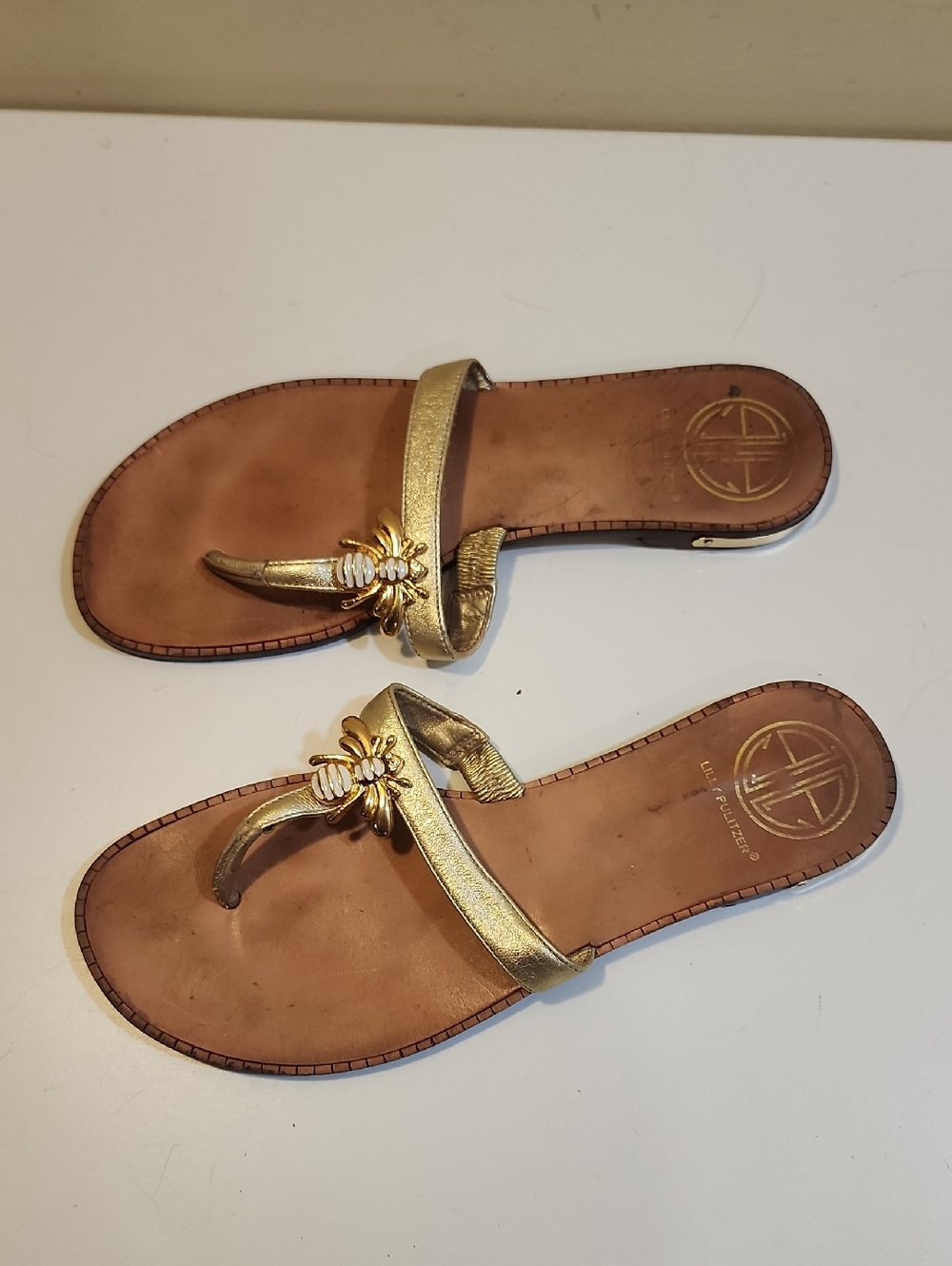 Lilly Pulitzer Gold Metallic Flower-Embellished Thong Sandals Sz 8M - Picture 5 of 12